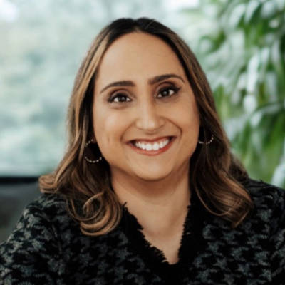 Lucía Martínez - Consultora de Cumplimiento Regulatorio